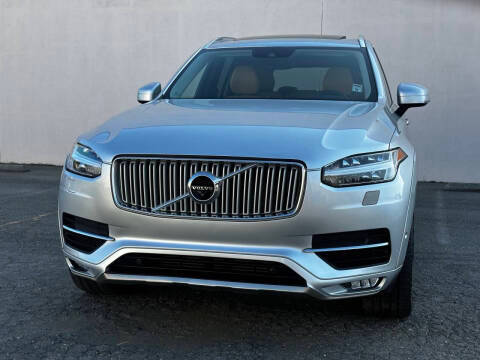 2016 Volvo XC90 T6 Inscription AWD photo