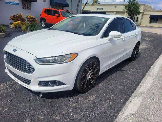 2015 Ford Fusion SE FWD photo