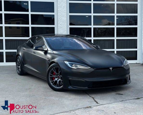 2023 Tesla Model S Plaid AWD photo