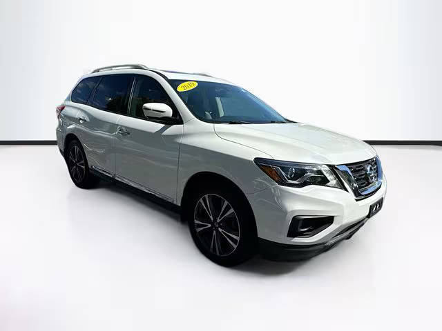 2019 Nissan Pathfinder Platinum 4WD photo