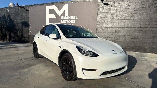 2021 Tesla Model Y Long Range AWD photo