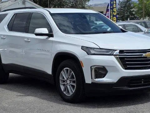 2022 Chevrolet Traverse LT Leather AWD photo