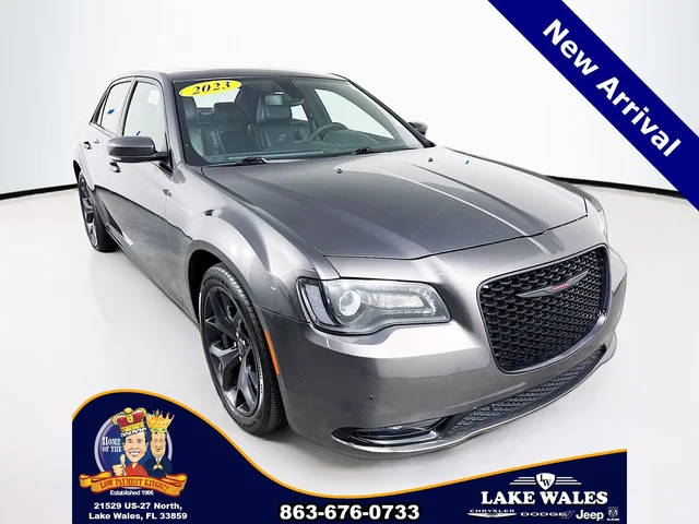 2023 Chrysler 300 300S RWD photo