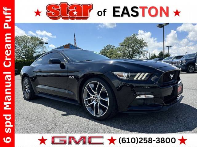 2017 Ford Mustang RWD photo