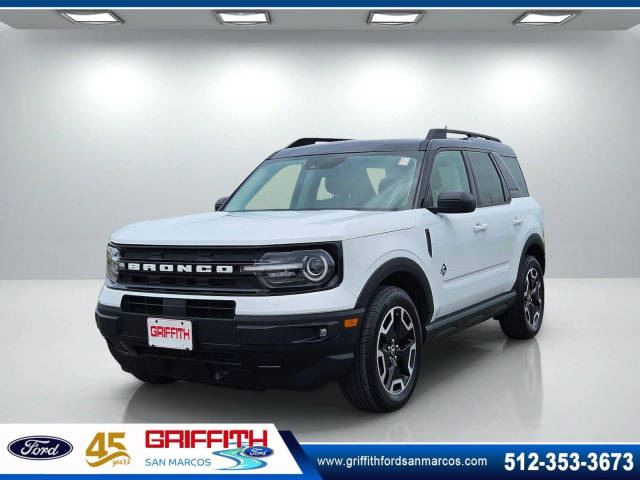 2021 Ford Bronco Sport Outer Banks 4WD photo