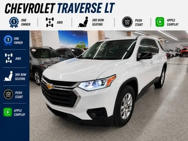 2021 Chevrolet Traverse LS AWD photo