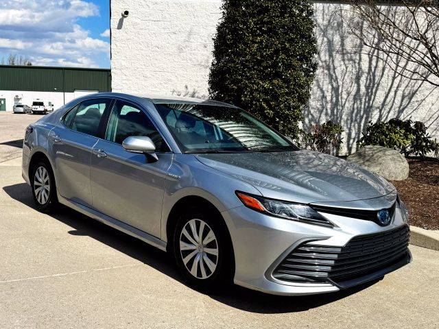 2021 Toyota Camry Hybrid LE FWD photo