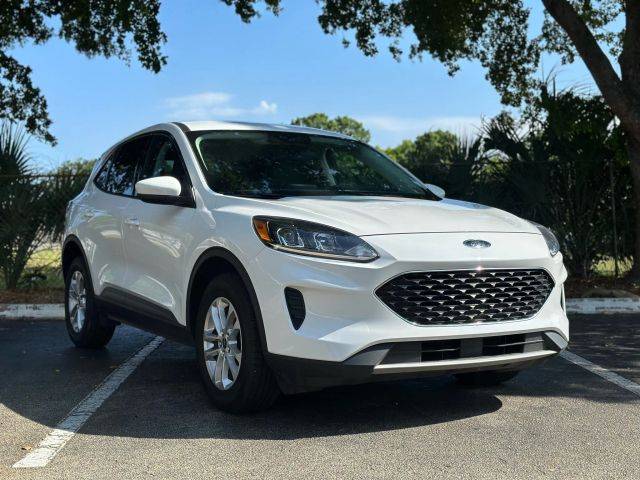 2021 Ford Escape SE AWD photo