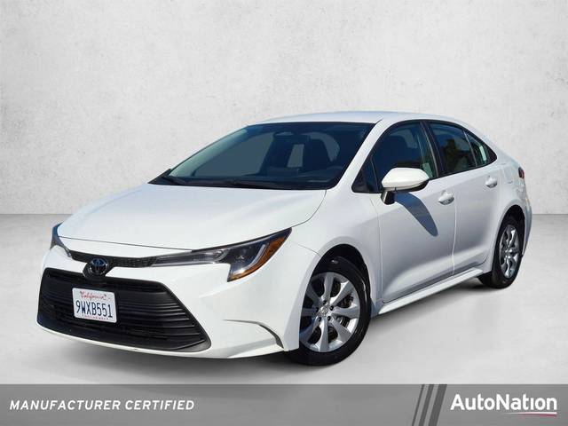 2023 Toyota Corolla LE FWD photo