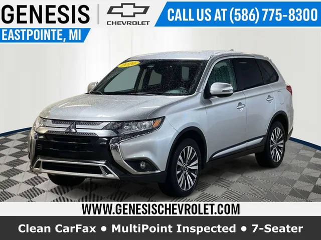 2020 Mitsubishi Outlander ES 4WD photo
