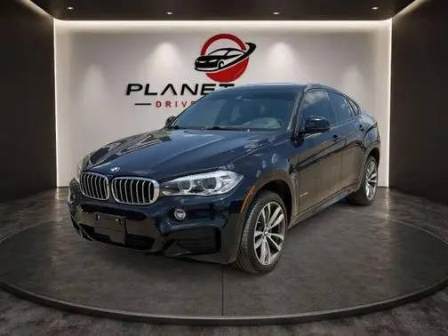 2017 BMW X6 xDrive50i AWD photo