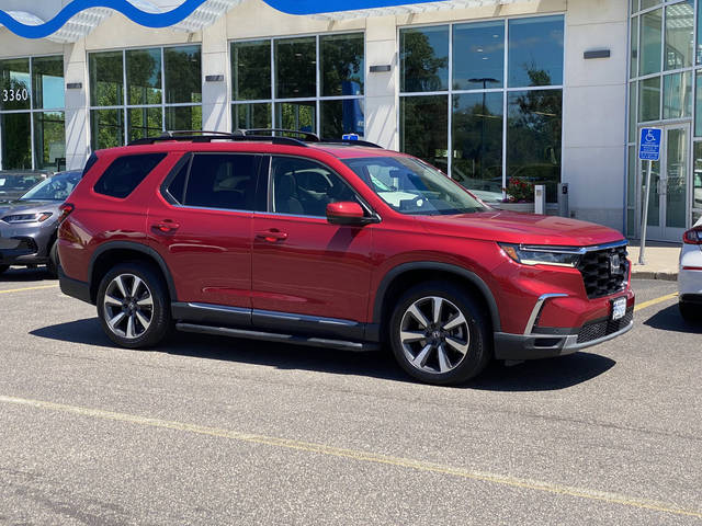 2023 Honda Pilot Elite AWD photo