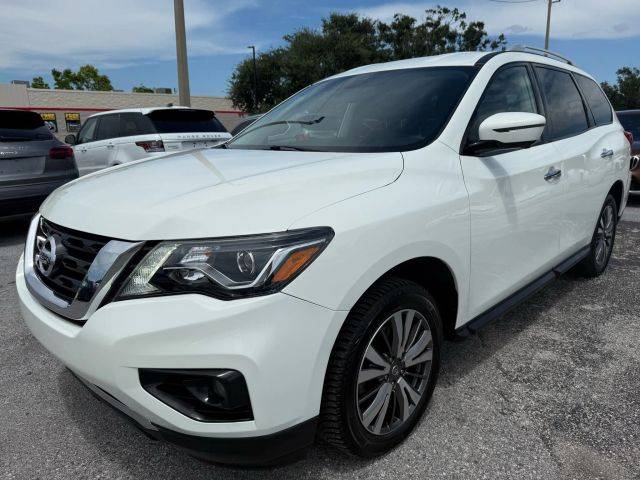 2020 Nissan Pathfinder SL FWD photo