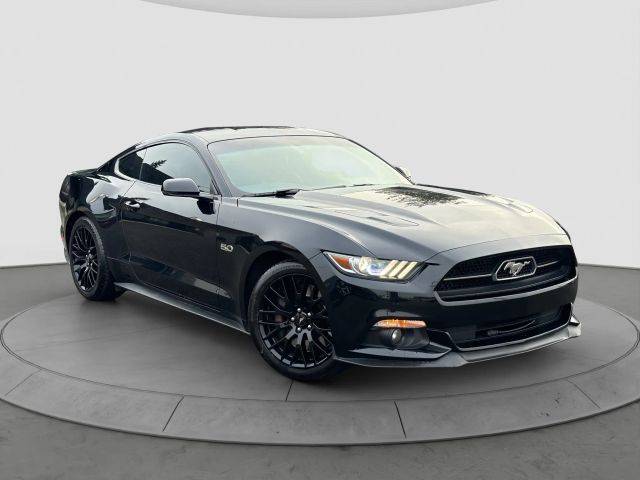 2015 Ford Mustang GT Premium RWD photo