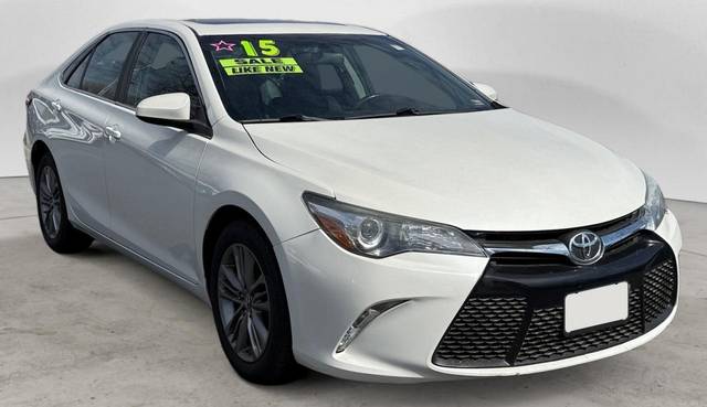 2015 Toyota Camry SE FWD photo