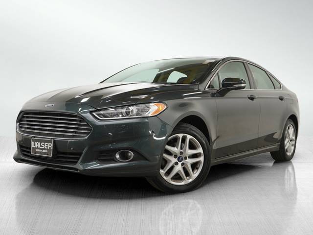 2015 Ford Fusion SE FWD photo