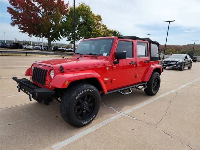 2015 Jeep Wrangler Unlimited Sahara 4WD photo