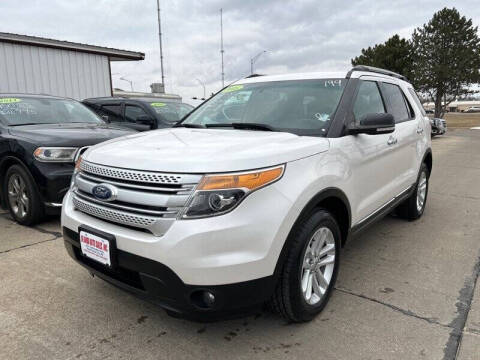 2015 Ford Explorer XLT 4WD photo