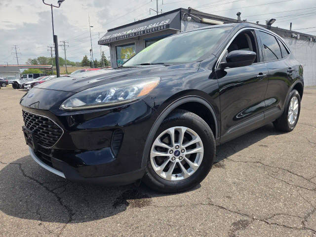 2020 Ford Escape SE AWD photo