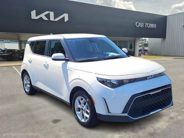 2023 Kia Soul LX FWD photo
