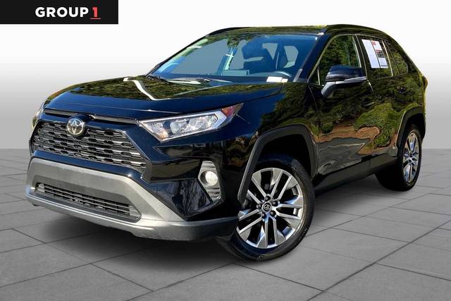 2020 Toyota RAV4 XLE Premium AWD photo
