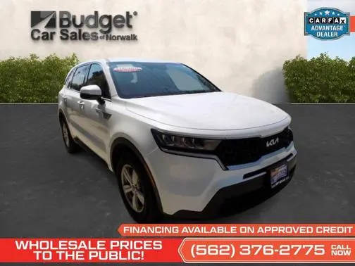 2023 Kia Sorento LX FWD photo