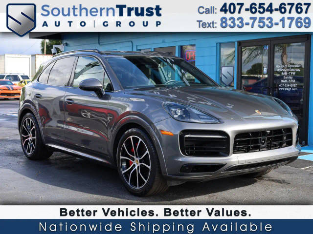 2022 Porsche Cayenne GTS AWD photo