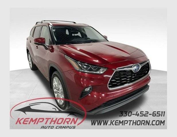 2023 Toyota Highlander Hybrid Limited AWD photo