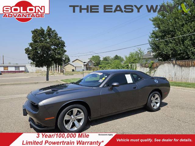 2021 Dodge Challenger SXT RWD photo