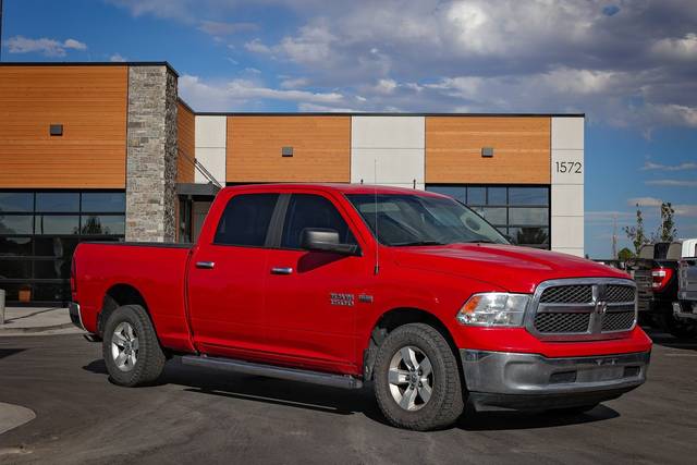 2017 Ram 1500 SLT 4WD photo