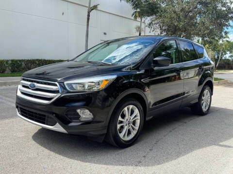2017 Ford Escape SE FWD photo