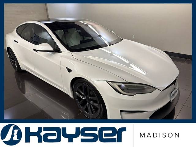 2022 Tesla Model S Plaid AWD photo