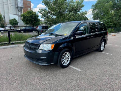 2019 Dodge Grand Caravan SXT FWD photo