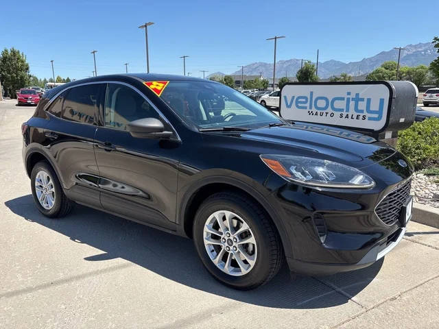 2022 Ford Escape SE AWD photo