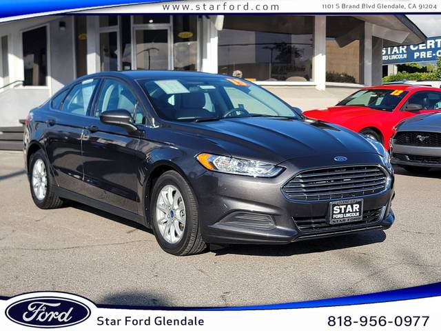 2015 Ford Fusion S FWD photo