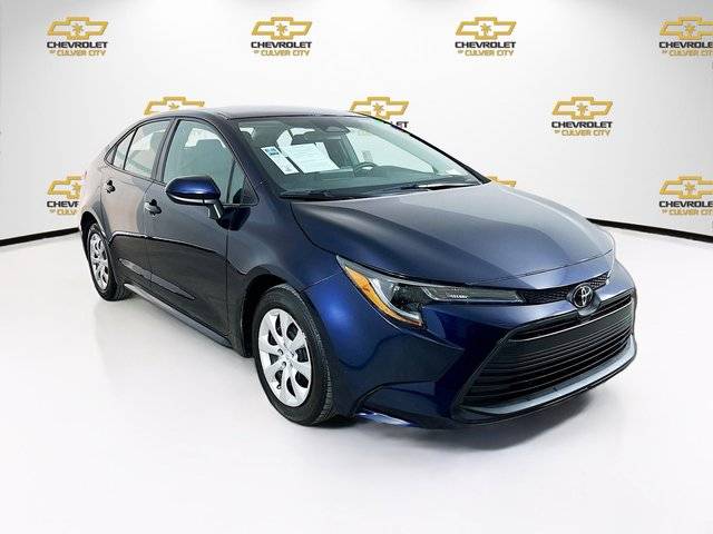 2023 Toyota Corolla LE FWD photo