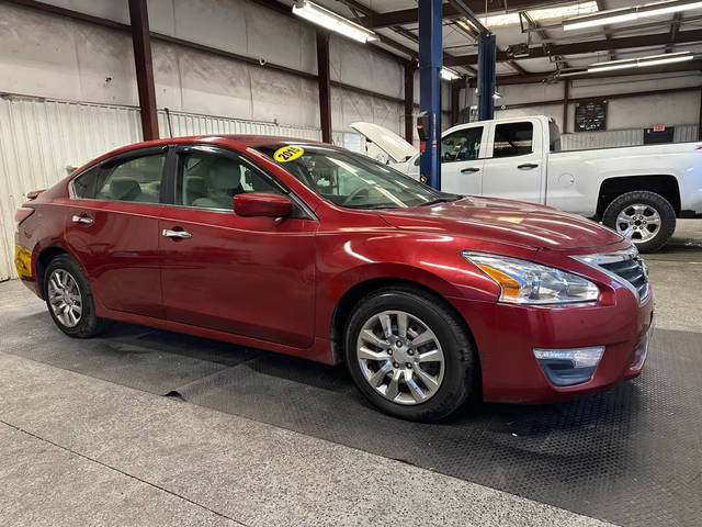 2015 Nissan Altima 2.5 S FWD photo