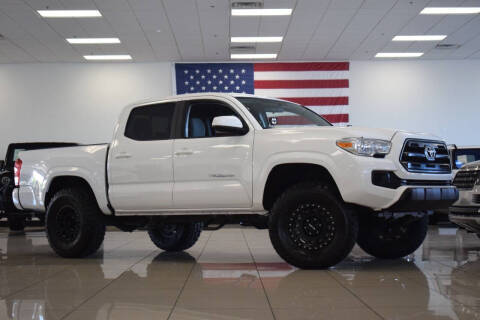 2017 Toyota Tacoma SR 4WD photo