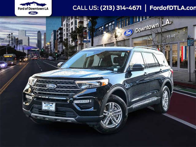 2023 Ford Explorer XLT 4WD photo