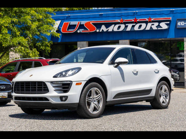 2016 Porsche Macan S AWD photo