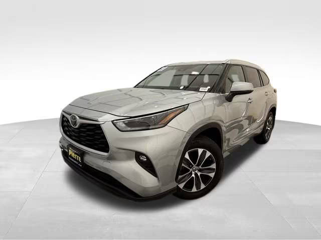 2021 Toyota Highlander XLE AWD photo