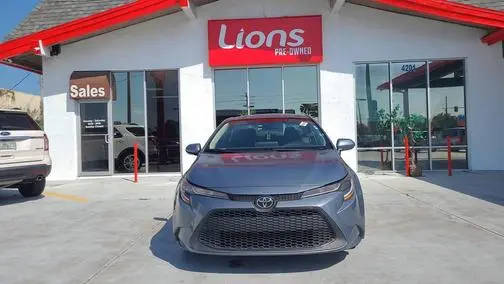 2020 Toyota Corolla LE FWD photo