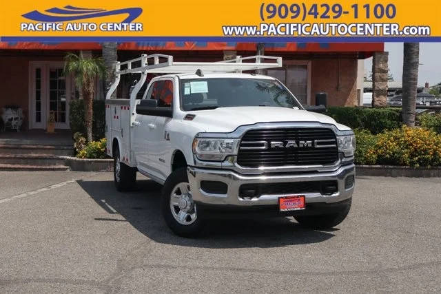 2021 Ram 3500 Big Horn 4WD photo