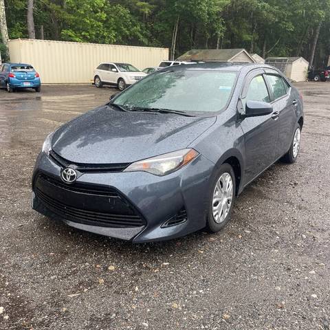 2018 Toyota Corolla LE FWD photo