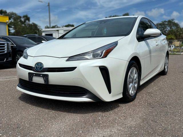 2019 Toyota Prius L Eco FWD photo