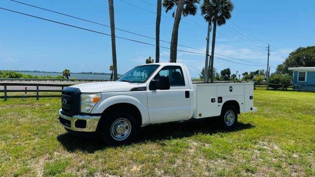 2015 Ford F-250 Super Duty XL RWD photo