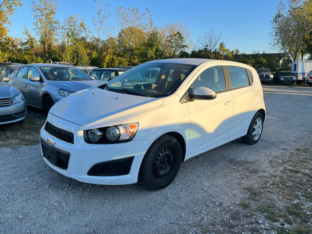 2016 Chevrolet Sonic LS FWD photo