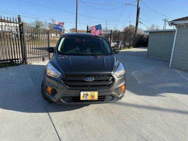 2017 Ford Escape S FWD photo