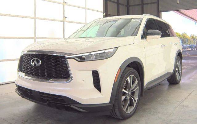2023 Infiniti QX60 LUXE AWD photo
