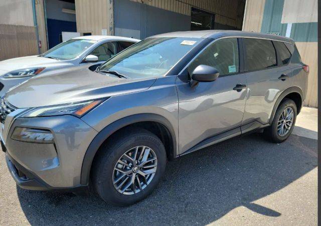 2021 Nissan Rogue S FWD photo